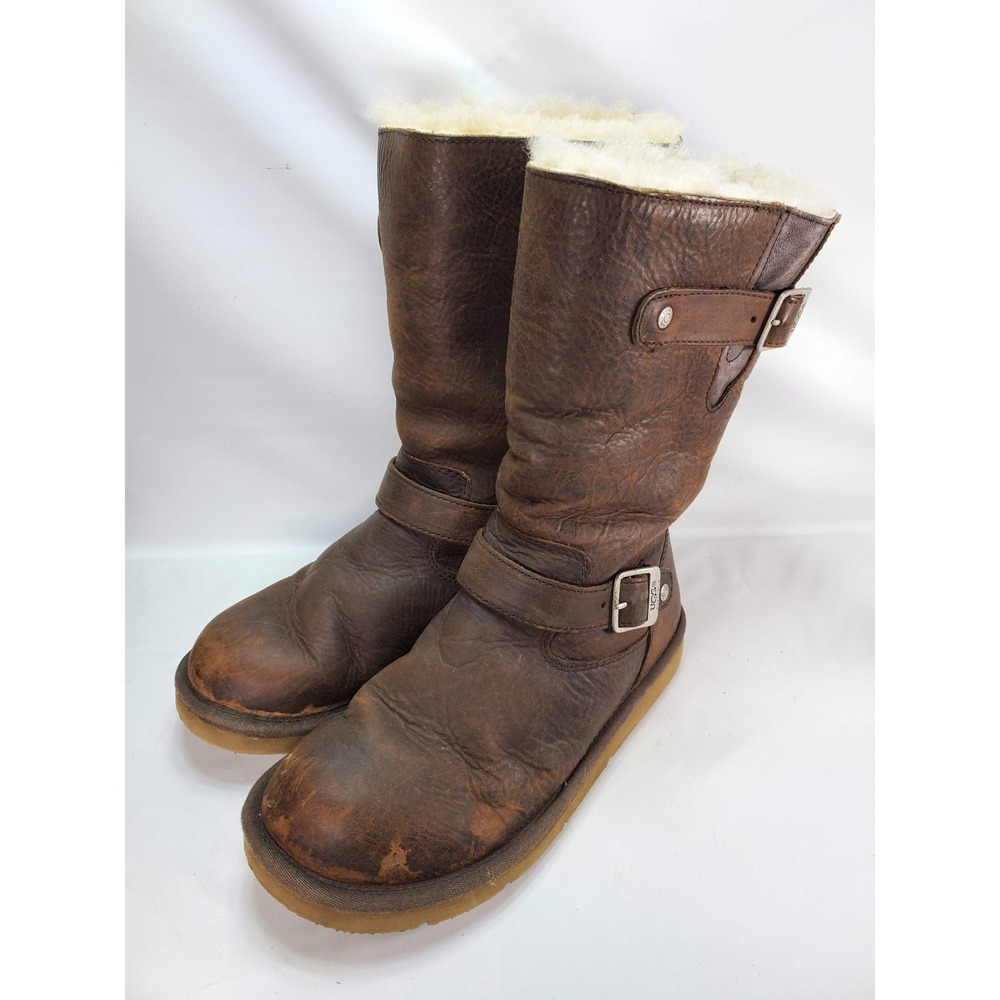 UGG 5678 Kensington Women 8 Brown Leather Shearling Lined Buckle Moto Boot